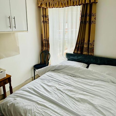 The Great Falcon Accommodation London Exterior photo